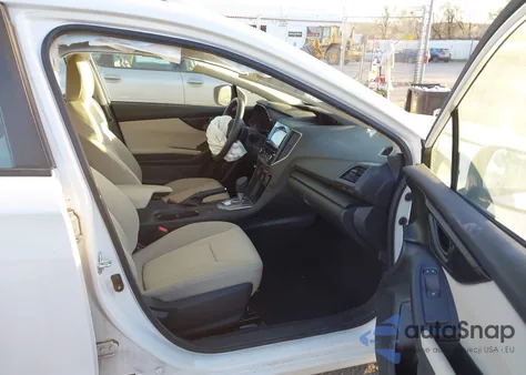 2023 Subaru Impreza Premium 5-Door z USA, uszkodzony, nr VIN 4S3GTAD60P3722281